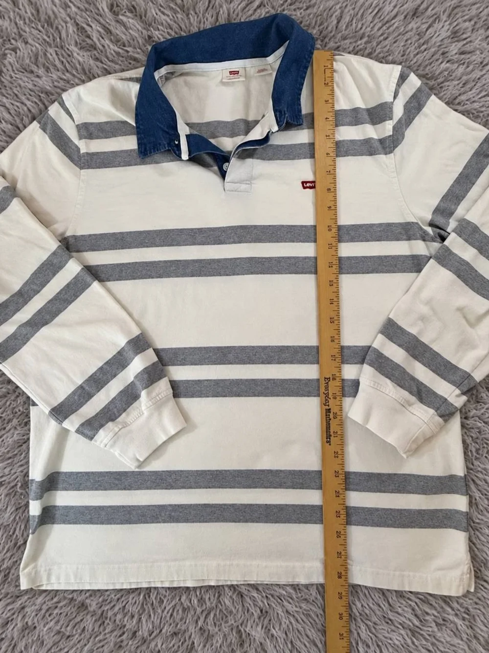 Levi's Men's Cream & Gray Striped Long-Sleeve Rugby with Blue Collar